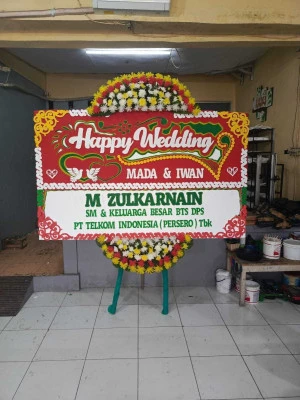 Papan Bunga di Warungbambu Karawang Timur